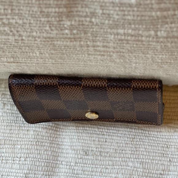Louis Vuitton 6 key holder in Damier Ebene - Picture 9 of 9